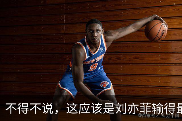不得不说，这应该是刘亦菲输得最惨一次合照吧？没有之一